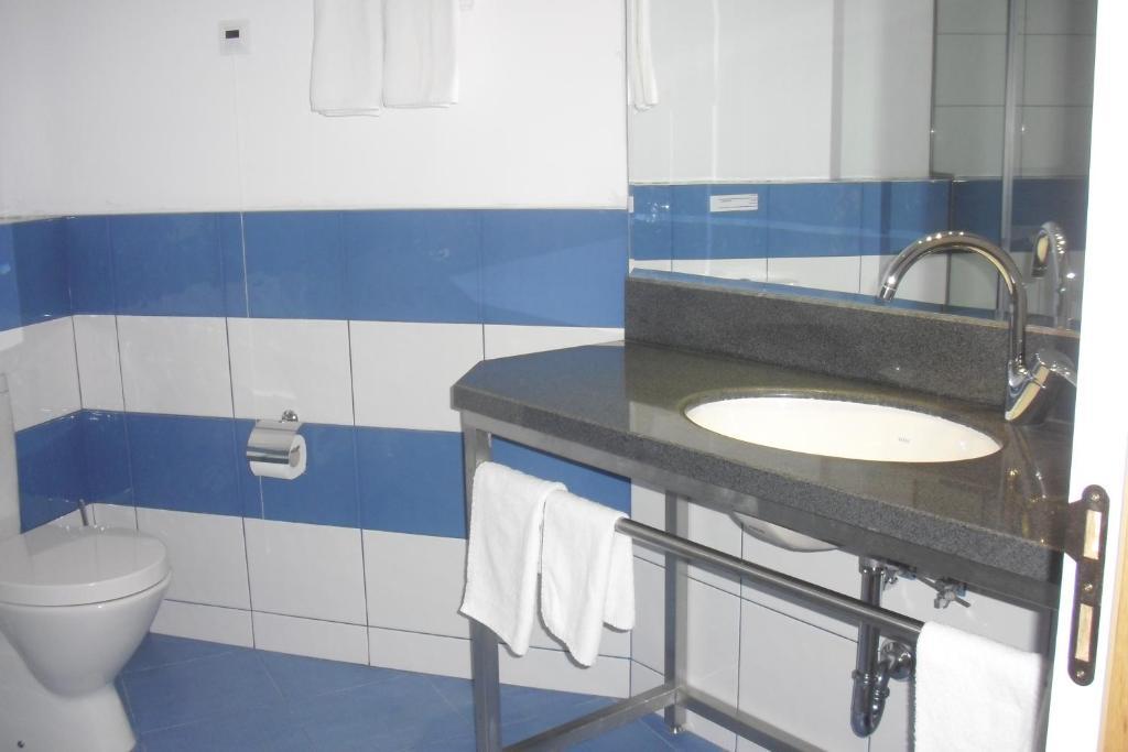 Universal Hotel Dupnica Pokój zdjęcie